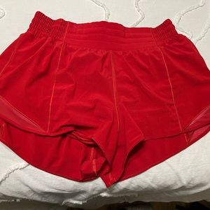 Lulu size 8 Hotty Hots 2.5 length